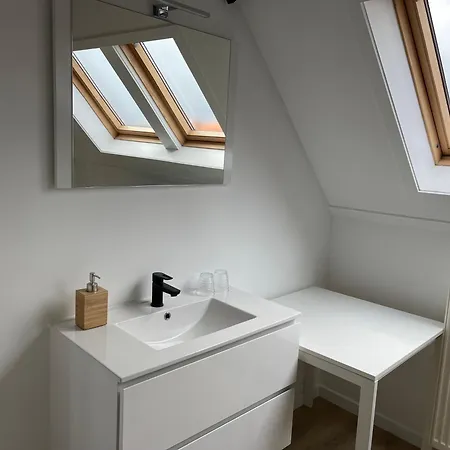 D 28 2* Brugge